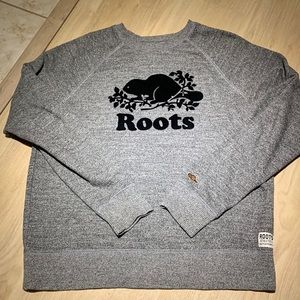 Roots Canada salt & pepper Cooper beaver crew neck size L